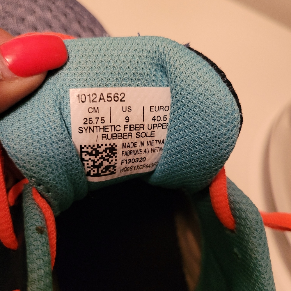 ASICS sneakers - Picture 6 of 9